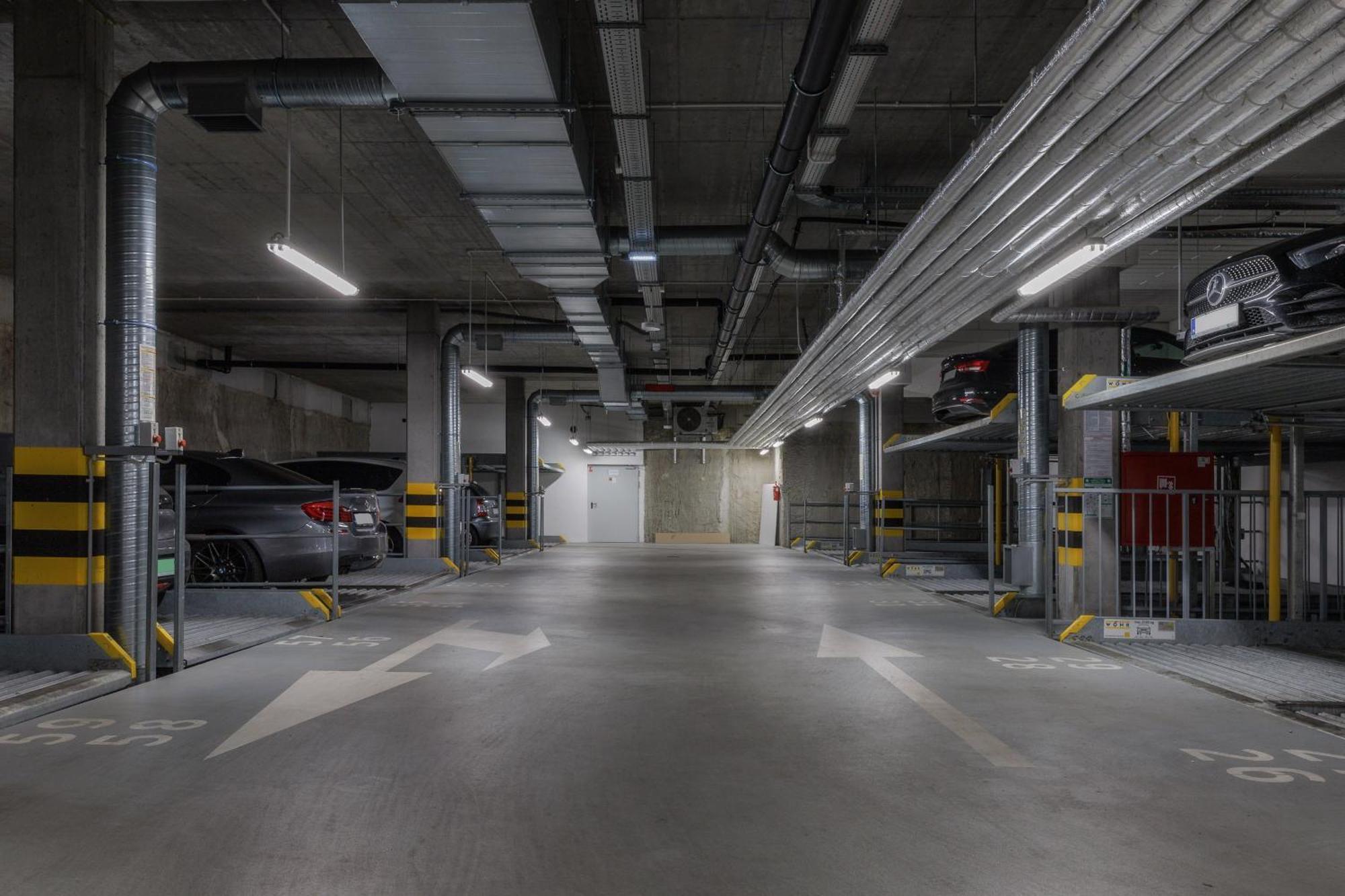 Dabie With Parking Max 2000 Kg Apartment Krakow